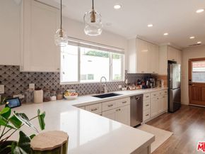 2422 W 77th Street, Inglewood CA 90305