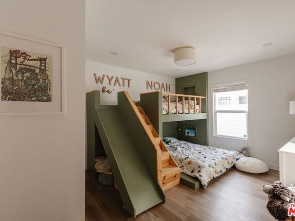 2422 W 77th Street, Inglewood CA 90305