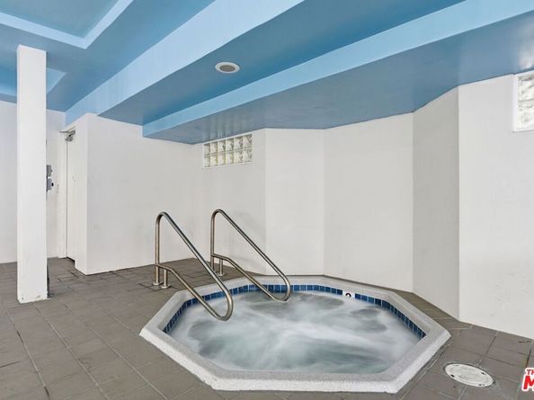 1271 Stoner Avenue 208, Los Angeles CA 90025