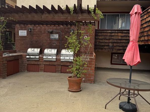 5400 Newcastle Avenue 68, Encino CA 91316