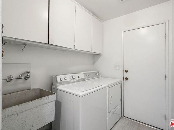 10621 Vanalden Avenue, Porter Ranch CA 91326