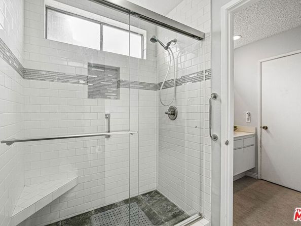 10621 Vanalden Avenue, Porter Ranch CA 91326