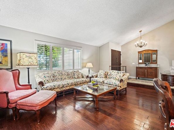 10621 Vanalden Avenue, Porter Ranch CA 91326