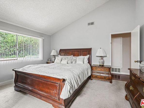 10621 Vanalden Avenue, Porter Ranch CA 91326