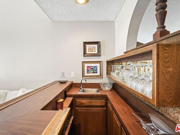 10621 Vanalden Avenue, Porter Ranch CA 91326