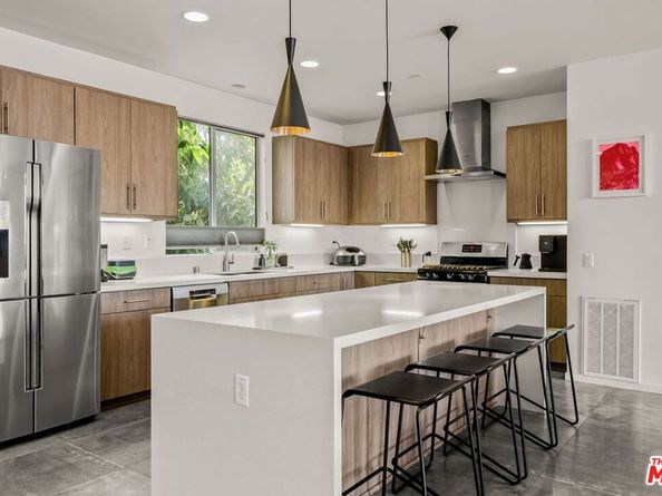 1344 Douglas Street, Los Angeles CA 90026