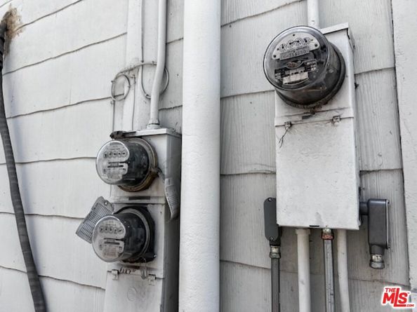 1225 S Normandie Avenue, Los Angeles CA 90006