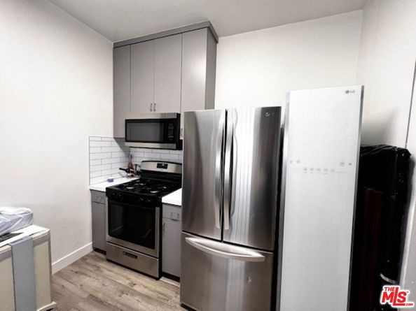 1225 S Normandie Avenue, Los Angeles CA 90006