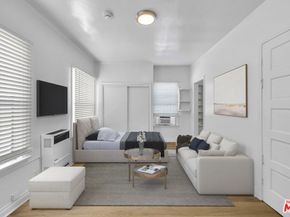 2694 James M Wood Boulevard, Los Angeles CA 90006