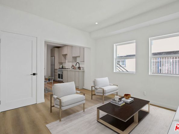 2694 James M Wood Boulevard, Los Angeles CA 90006