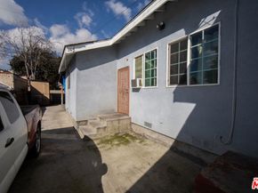 1141 E 84th Place, Los Angeles CA 90001