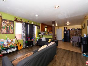 1141 E 84th Place, Los Angeles CA 90001