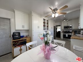 3810 S Dunsmuir Avenue, Los Angeles CA 90008