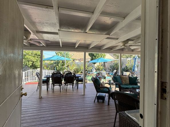 3810 S Dunsmuir Avenue, Los Angeles CA 90008