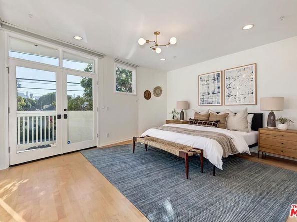 3002 3rd Street 203, Santa Monica CA 90405