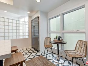 3002 3rd Street 203, Santa Monica CA 90405