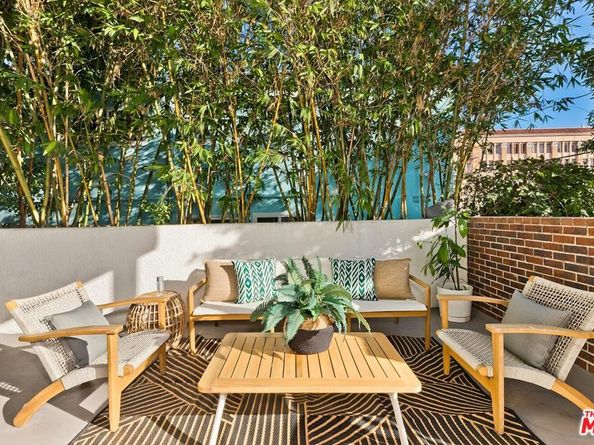 3002 3rd Street 203, Santa Monica CA 90405