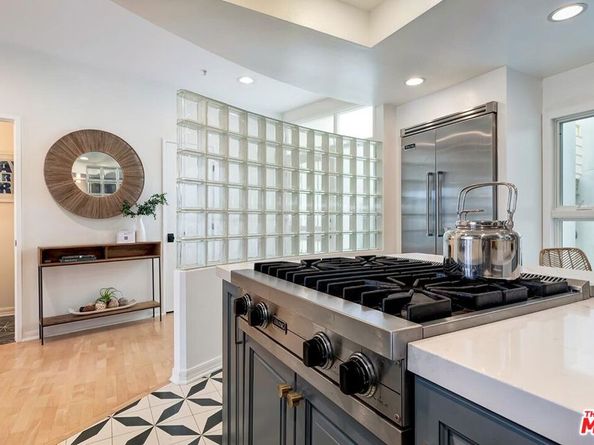 3002 3rd Street 203, Santa Monica CA 90405