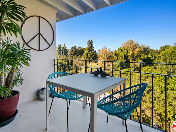 3631 Buena Park Drive, Studio City CA 91604