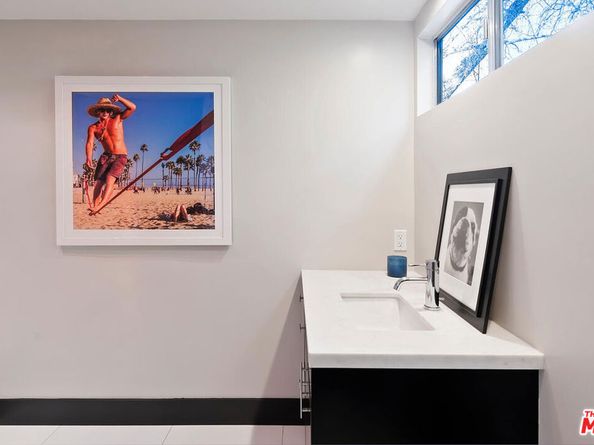 3631 Buena Park Drive, Studio City CA 91604