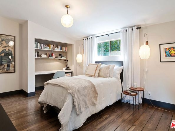 3631 Buena Park Drive, Studio City CA 91604