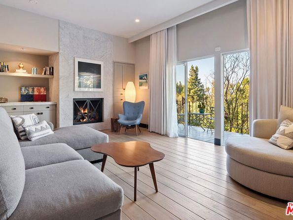 3631 Buena Park Drive, Studio City CA 91604