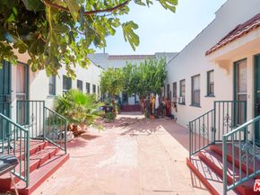 4520 Willow Brook Avenue, Los Angeles CA 90029