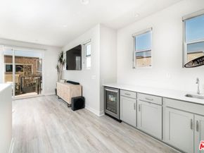 587 Daniel Freeman Circle, Inglewood CA 90301