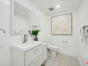 803 25th Street, Santa Monica CA 90403