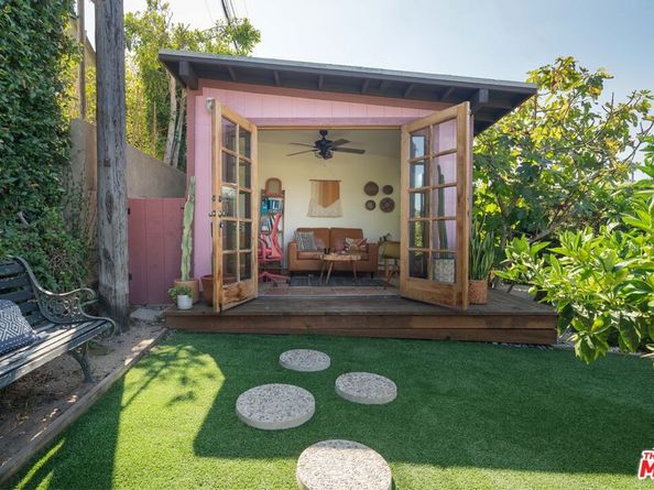 1812 S Dunsmuir Avenue, Los Angeles CA 90019