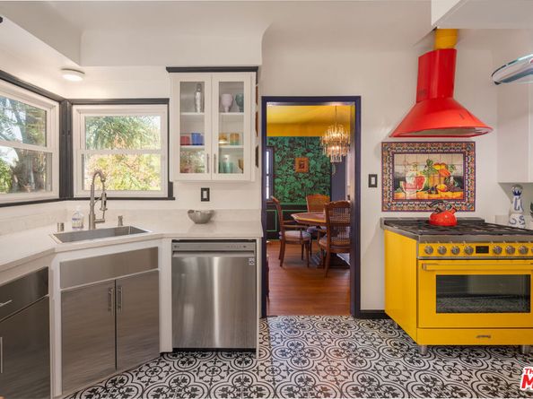 1812 S Dunsmuir Avenue, Los Angeles CA 90019