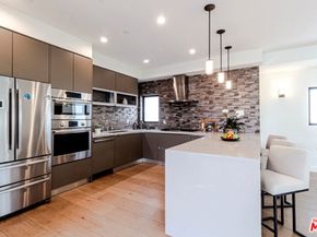 4801 Carpenter Avenue, Valley Village CA 91607