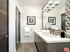 4801 Carpenter Avenue, Valley Village CA 91607
