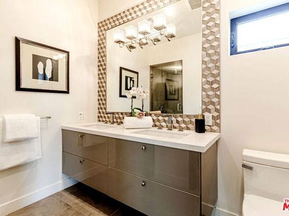 4801 Carpenter Avenue, Valley Village CA 91607