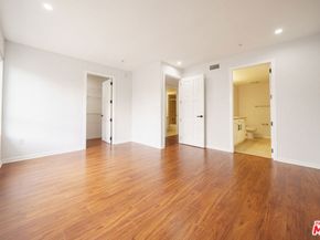 1401 S St Andrews Place 201, Los Angeles CA 90019