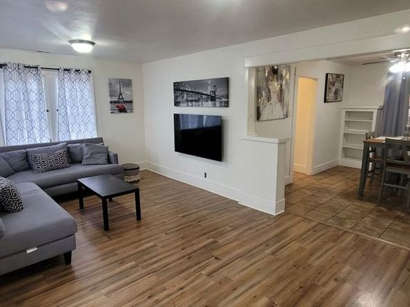 762 W Gardena Boulevard, Gardena CA 90247