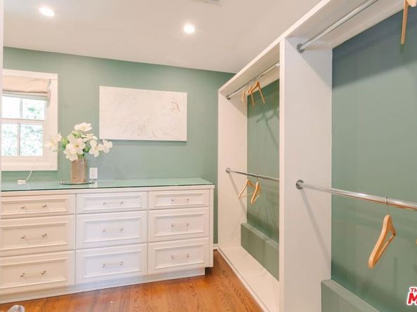 2055 Outpost Drive, Los Angeles CA 90068