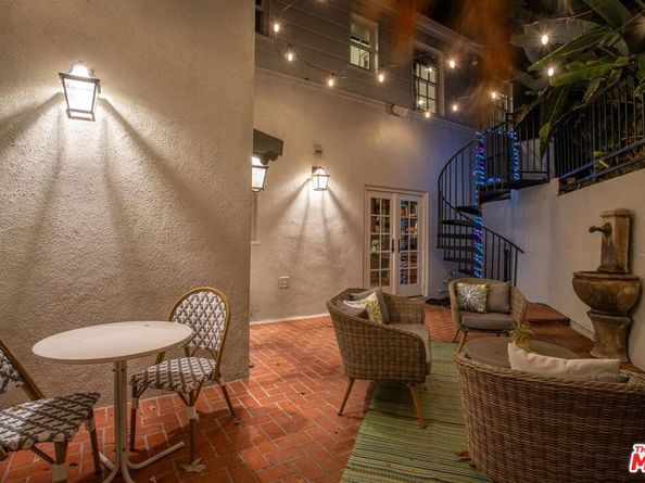 2055 Outpost Drive, Los Angeles CA 90068