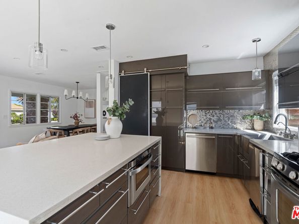 7832 Bleriot Avenue, Los Angeles CA 90045