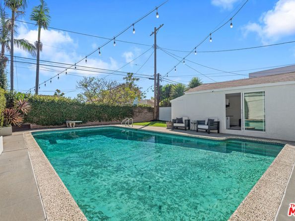 7832 Bleriot Avenue, Los Angeles CA 90045