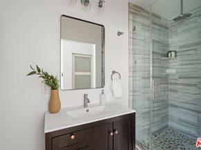 7832 Bleriot Avenue, Los Angeles CA 90045