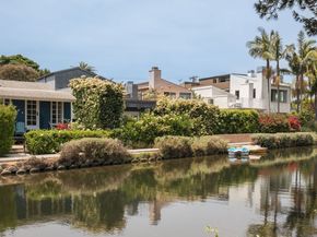 3003 Grand Canal, Venice CA 90291