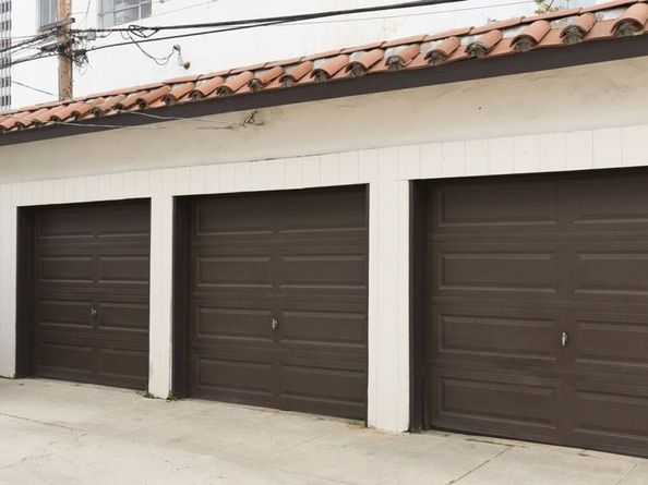 6366 Orange Street, Los Angeles CA 90048