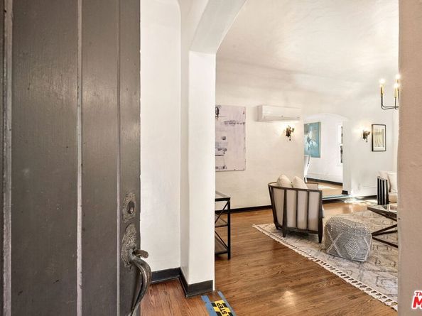 2124 Glyndon Avenue, Venice CA 90291