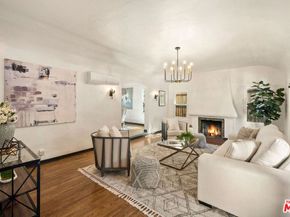2124 Glyndon Avenue, Venice CA 90291