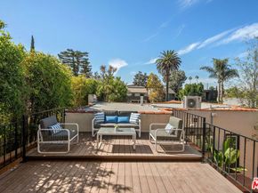 2124 Glyndon Avenue, Venice CA 90291