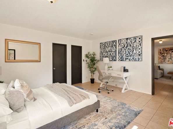 2124 Glyndon Avenue, Venice CA 90291