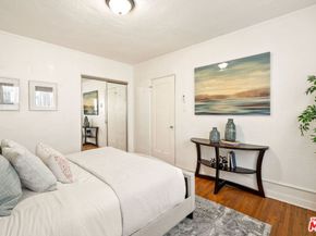2124 Glyndon Avenue, Venice CA 90291