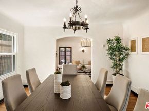 2124 Glyndon Avenue, Venice CA 90291