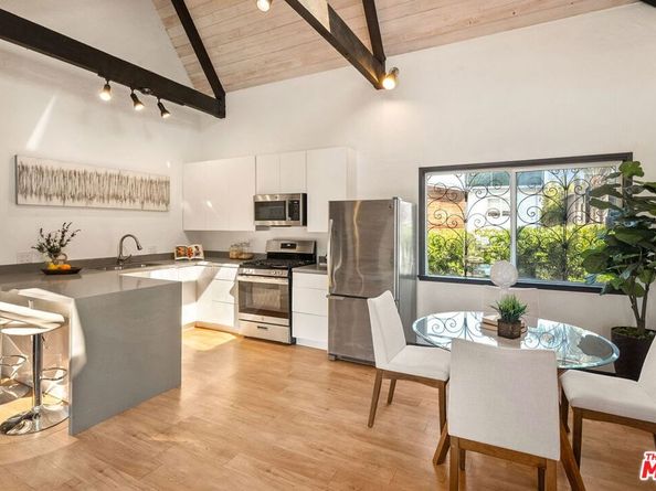 2124 Glyndon Avenue, Venice CA 90291